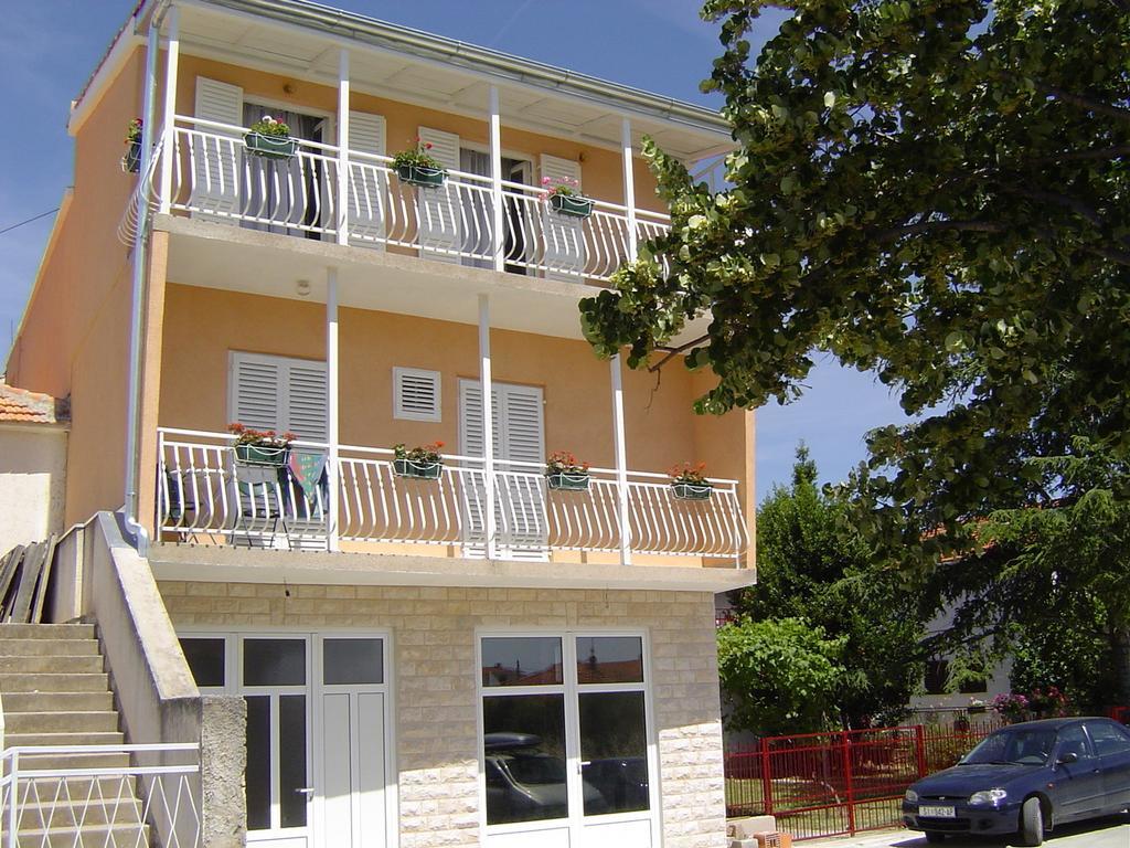 Apartments Danijela Tribunj  Exterior photo
